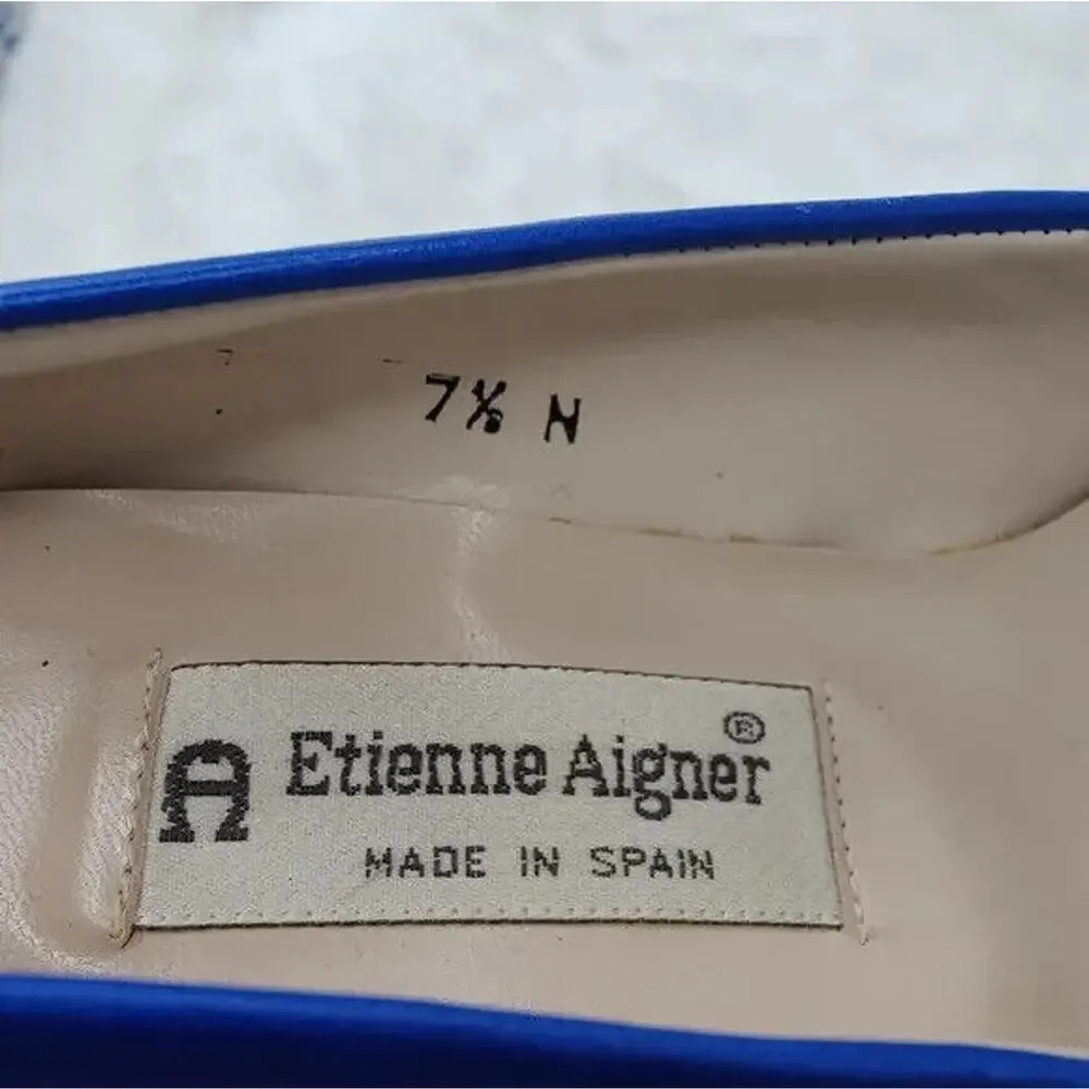 Vintage blue leather pump by Etienne Aigner sz 7.5 N